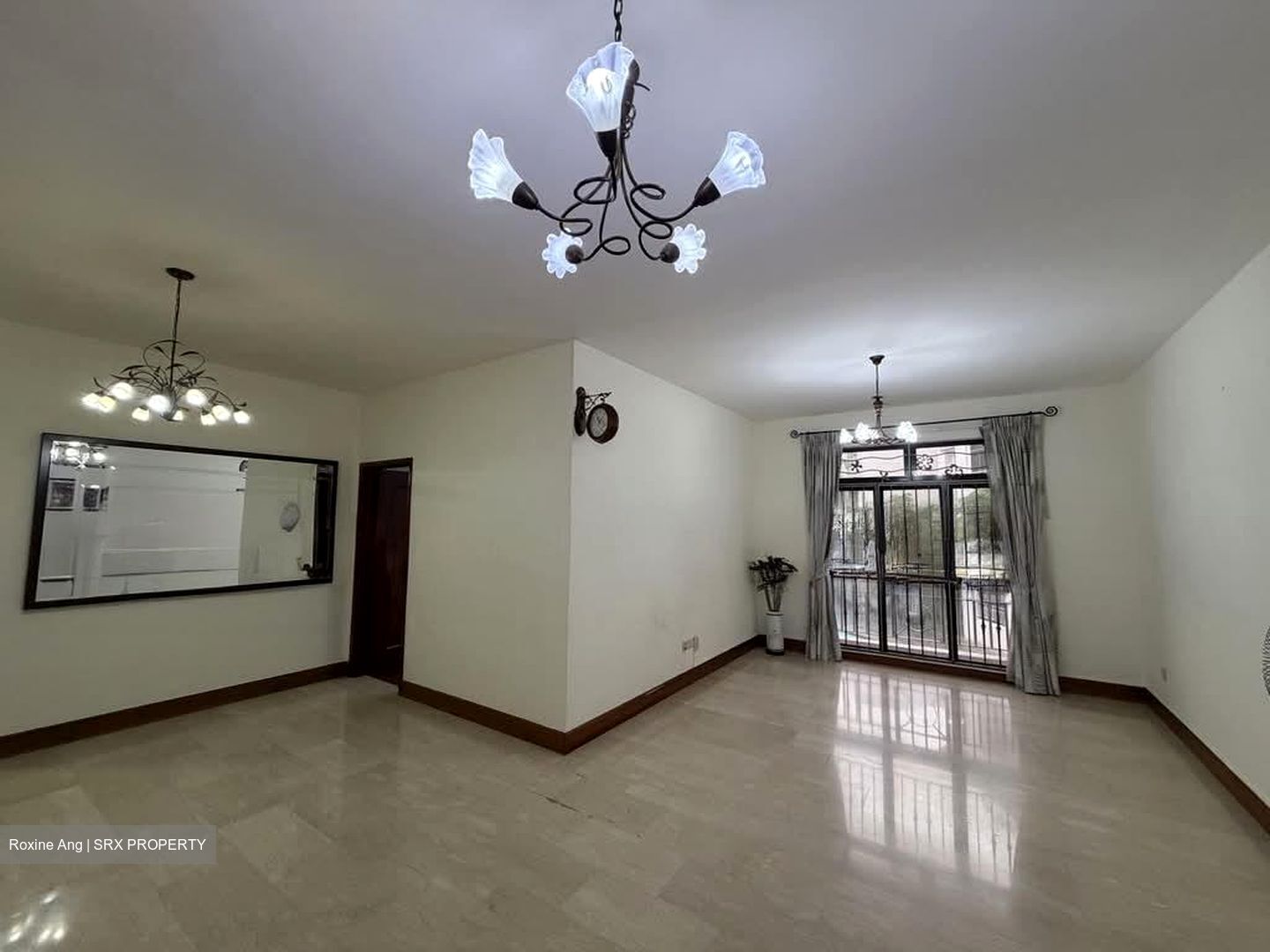 Seletaris (D27), Condominium #602179281